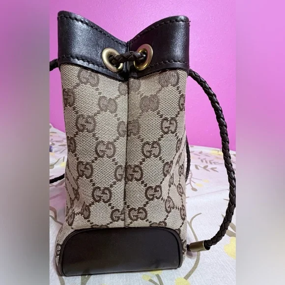 Genuine PreLoved Gucci GG Monogram Canvas, Small, Made in Italy - Picture 8 of 10